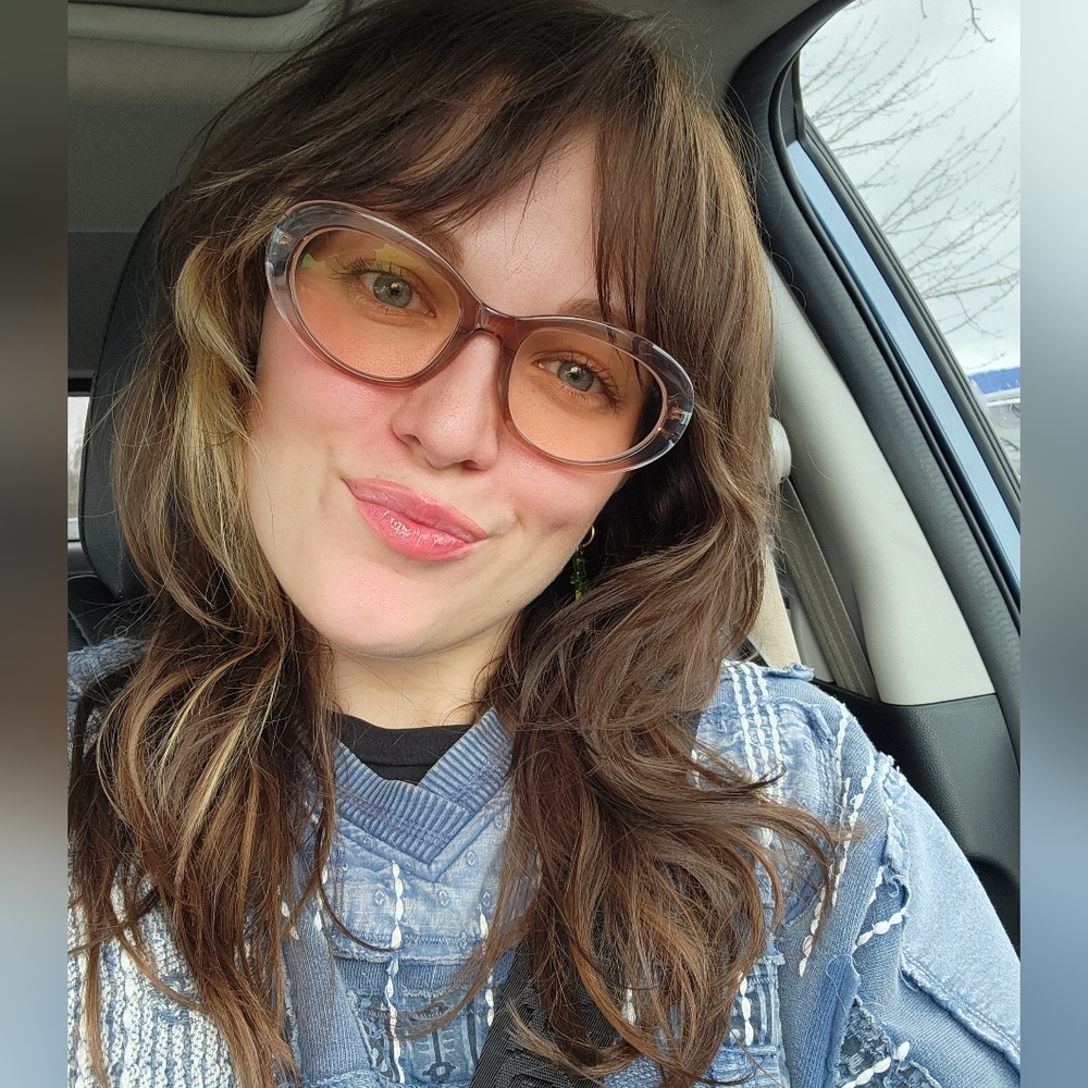 Meet your Posher, Amber